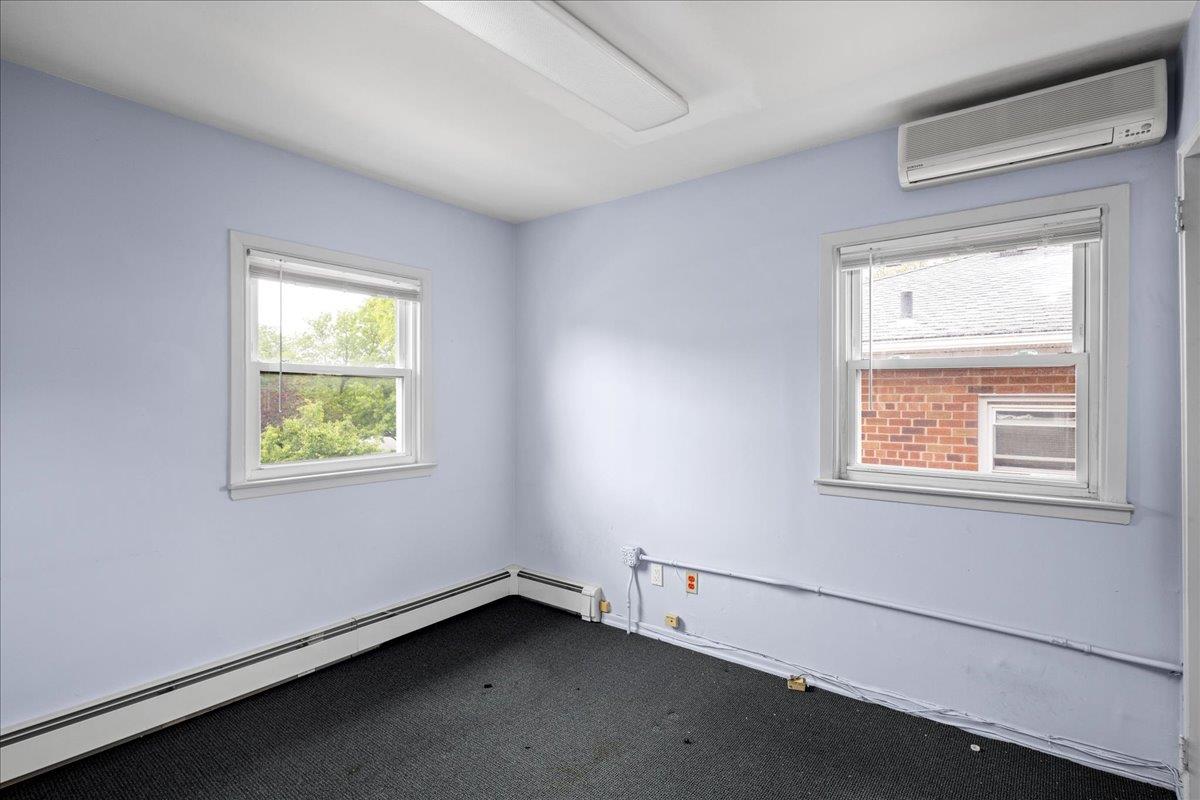 #10 photo, 2533 Francis Lewis Boulevard, كوينز Whitestone , NY 11358