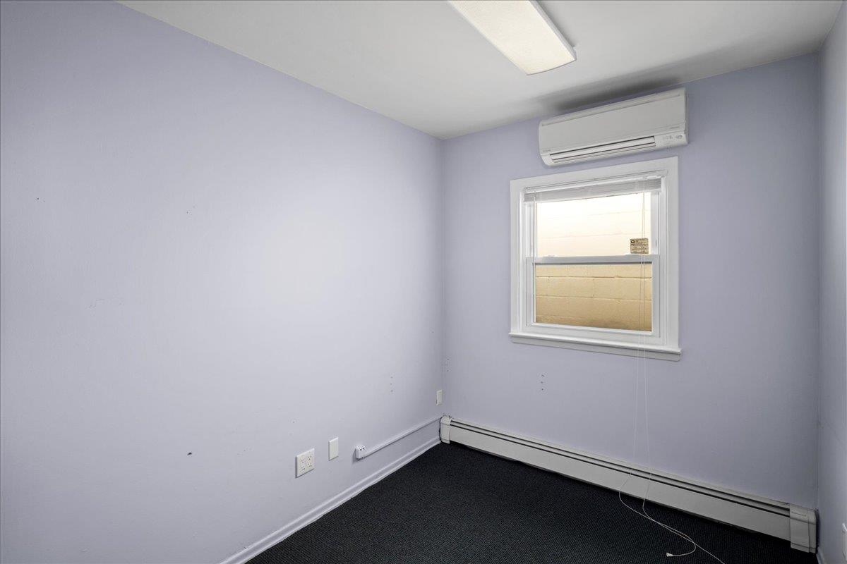 #11 photo, 2533 Francis Lewis Boulevard, كوينز Whitestone , NY 11358