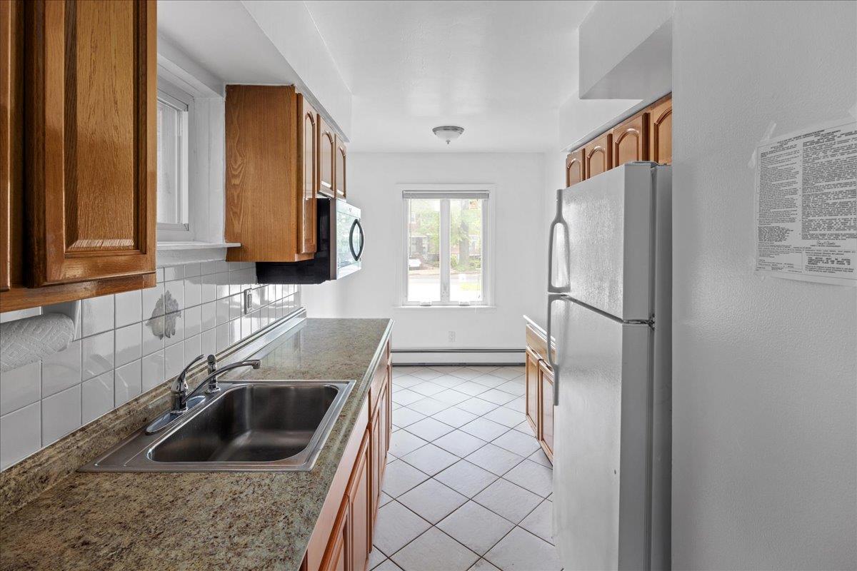 #6 photo, 2533 Francis Lewis Boulevard, كوينز Whitestone , NY 11358