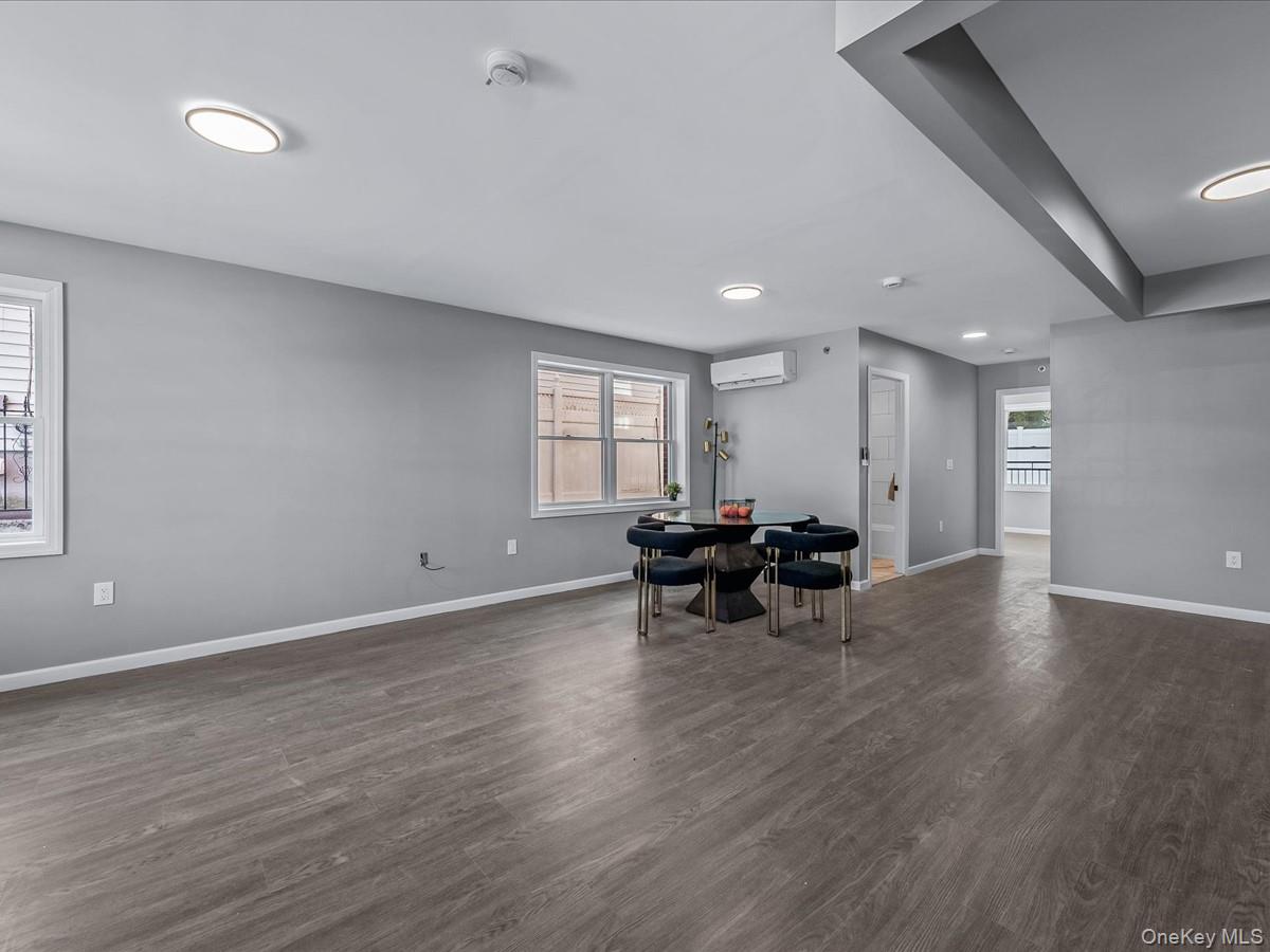 #4 photo, 37-12 Francis Lewis Boulevard, クイーンズ区 Bayside , NY 11361