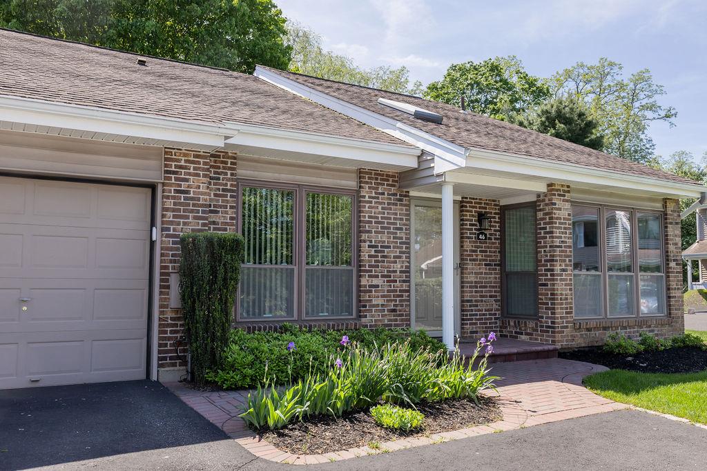 #1 photo, 46 W Pond Court, সাফোক কাউন্টি Smithtown , NY 11787