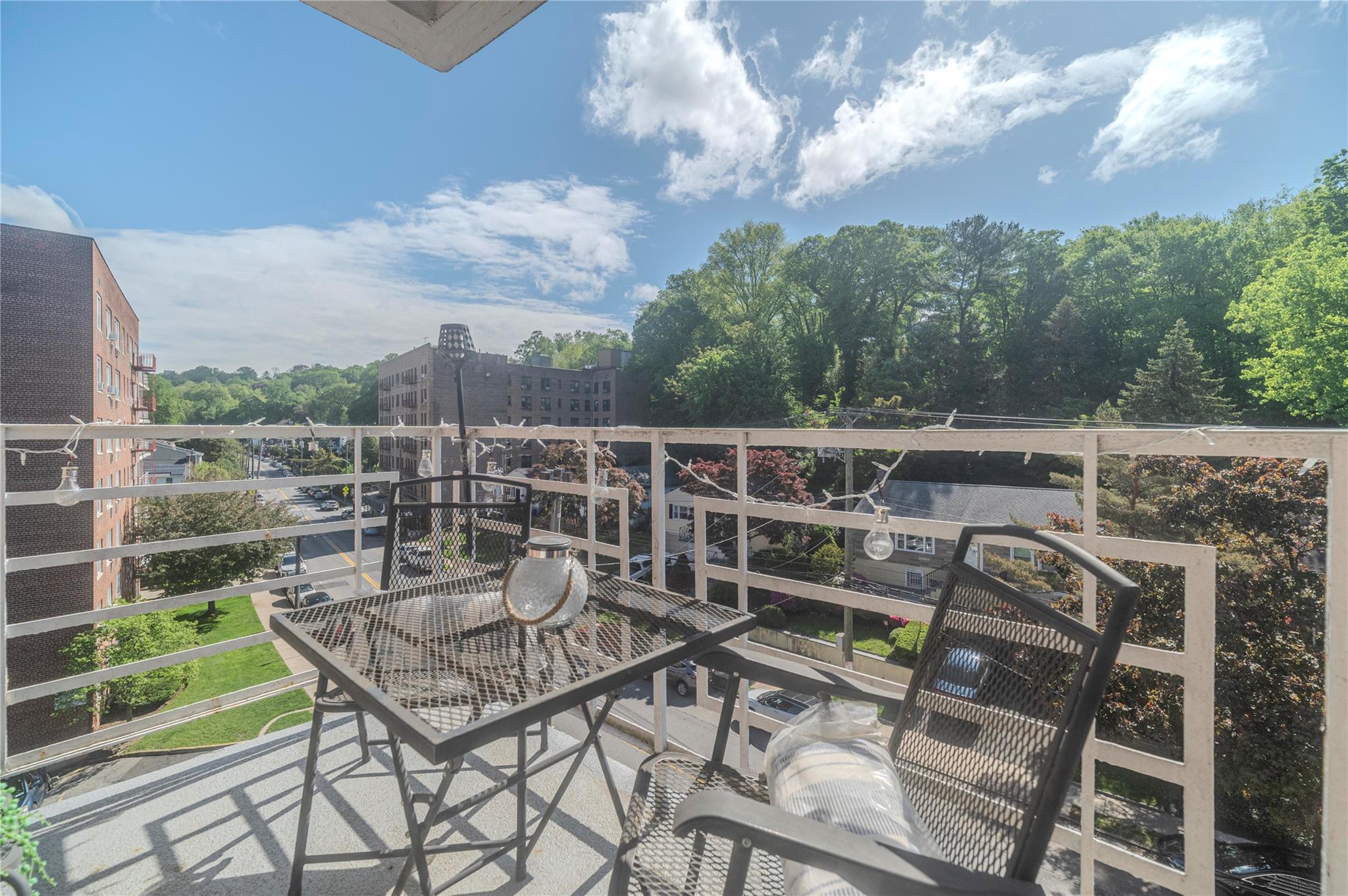 #1 photo, 679 Warburton Avenue, Yonkers , NY 10701