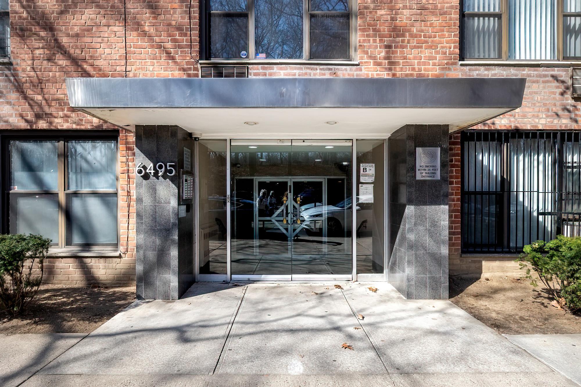 #1 photo, 6495 Broadway, Bronx , NY 10471