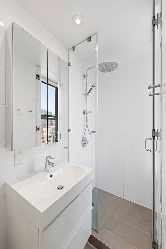 #11 photo, 64 MACDOUGAL Street, マンハッタン SoHo , NY 10012