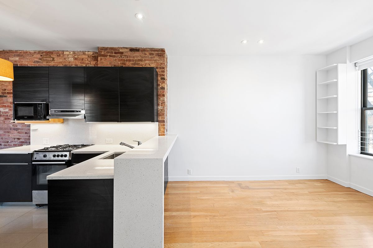 #6 photo, 64 MACDOUGAL Street, マンハッタン SoHo , NY 10012