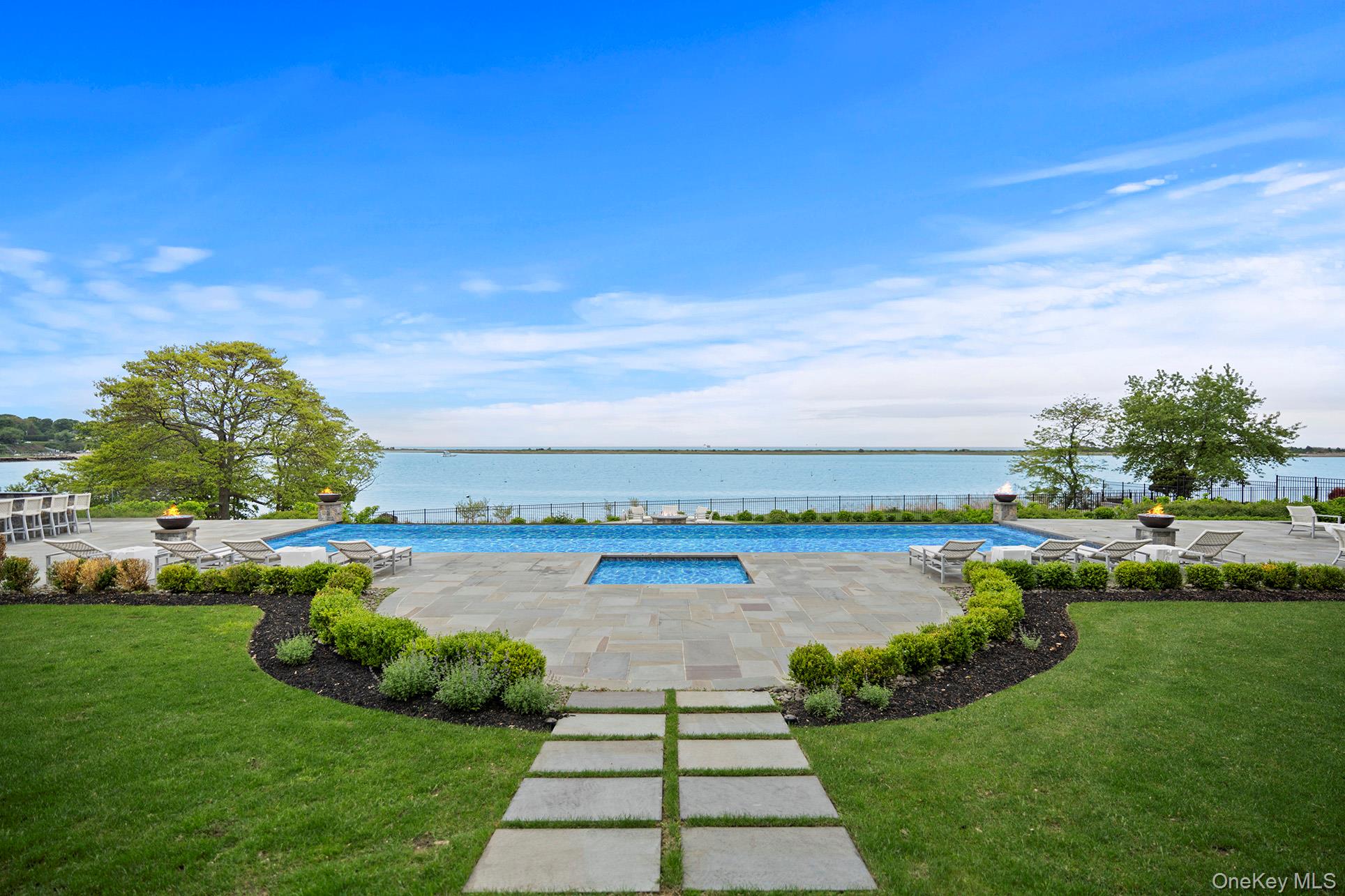 #10 photo, 25 Brewster Lane, East Setauket , NY 11733