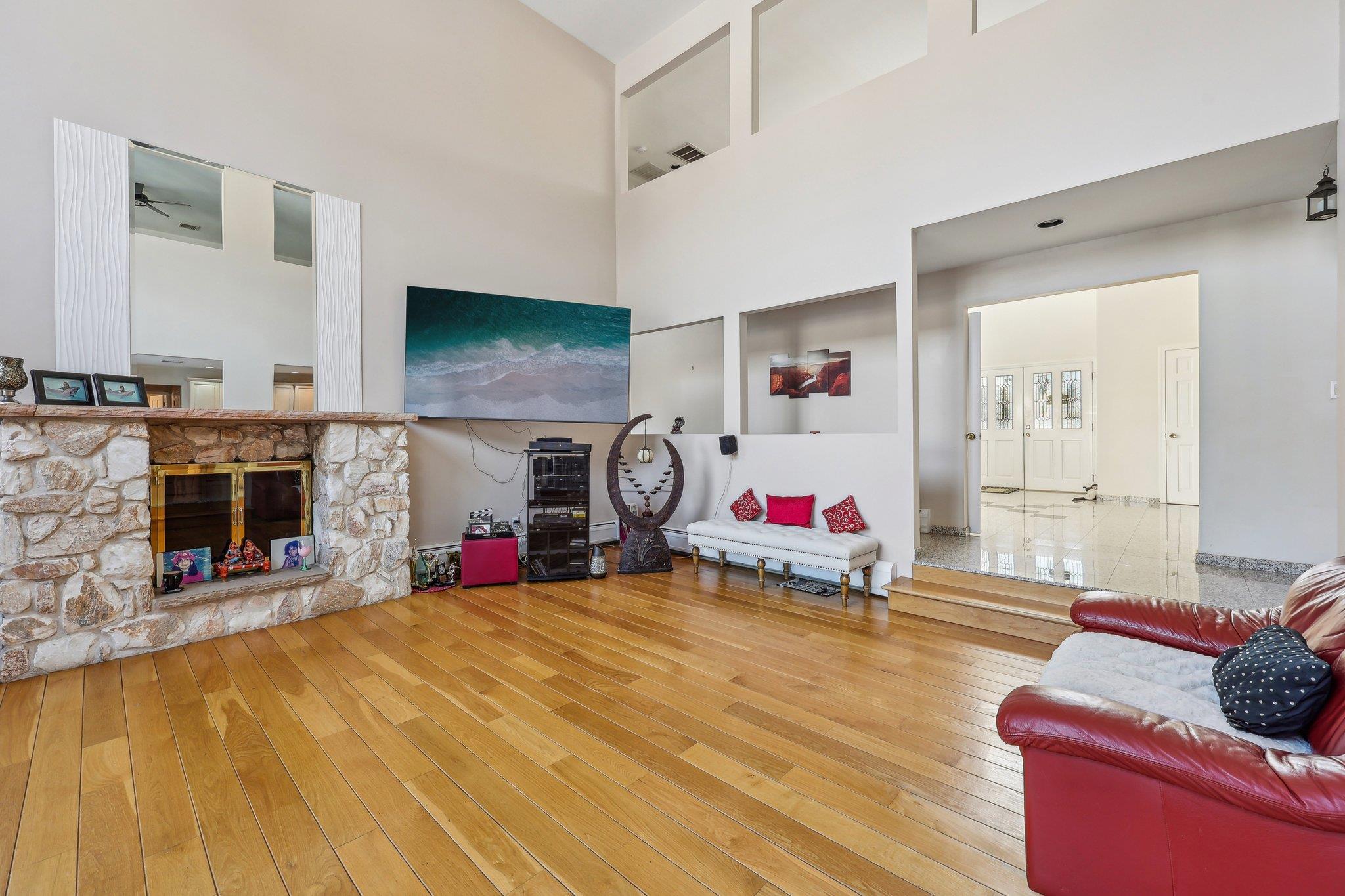 #9 photo, 1 Deforest Court, West Nyack , NY 10994