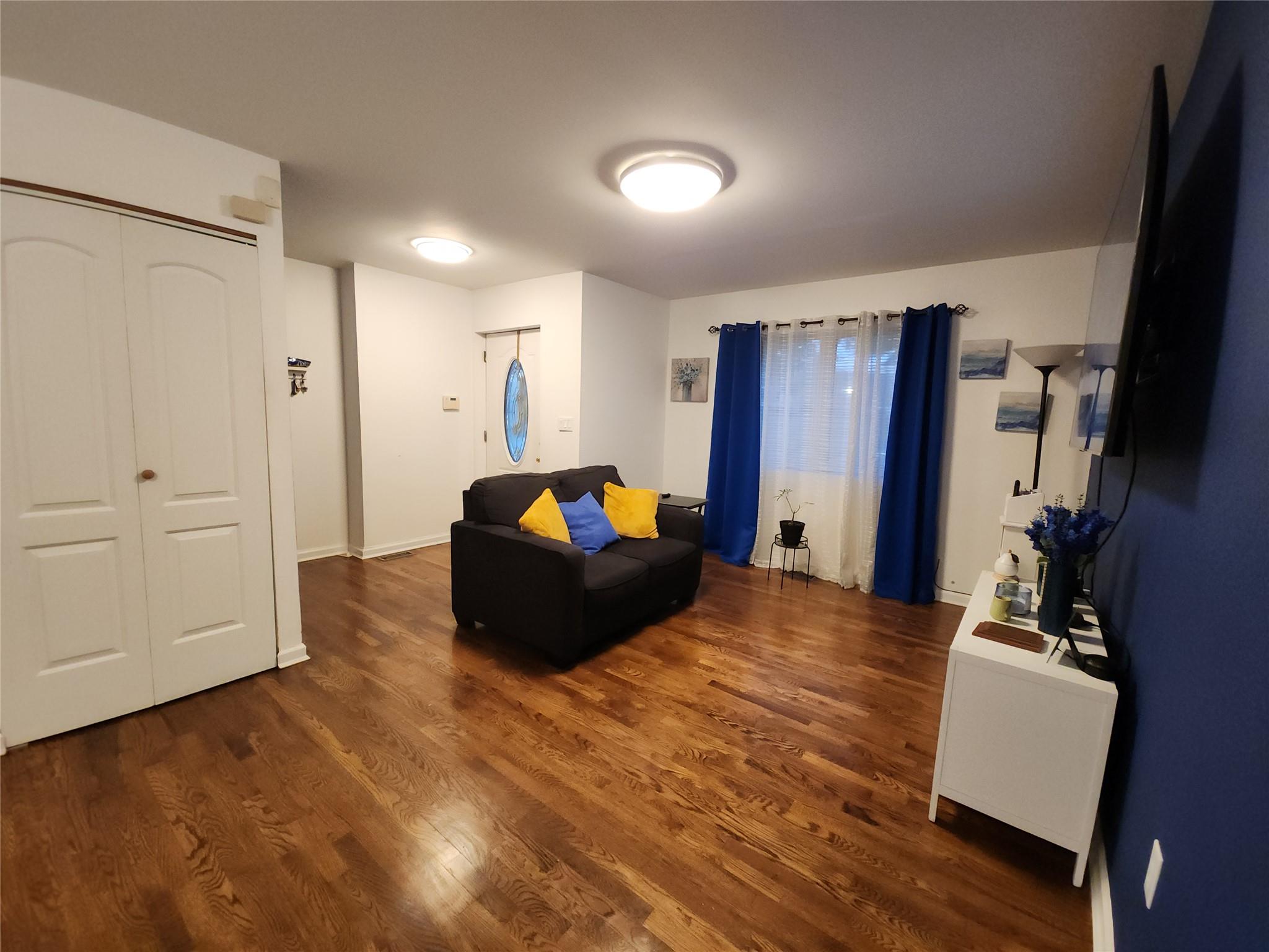 #9 photo, 101 Longstreet Avenue, ブロンクス区 Bronx , NY 10465