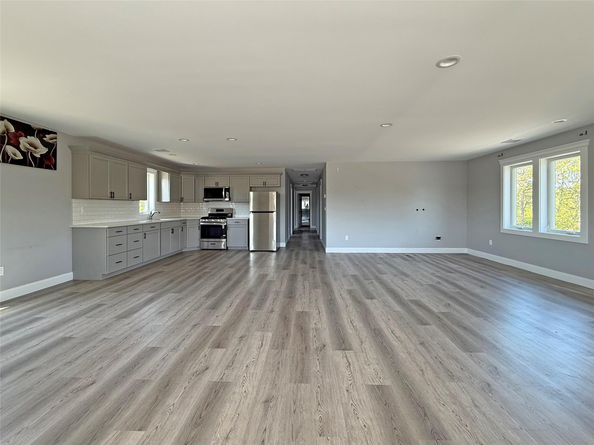 #11 photo, Undisclosed Avenue, サフォーク郡 Riverhead , NY 11901