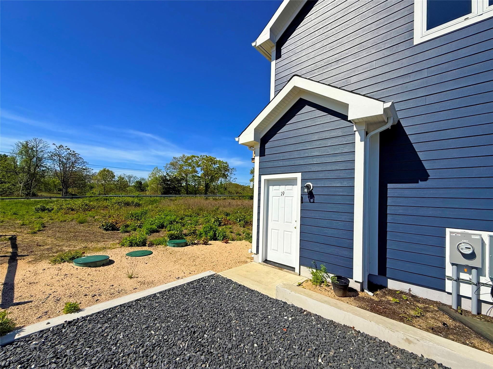 #3 photo, Undisclosed Avenue, サフォーク郡 Riverhead , NY 11901