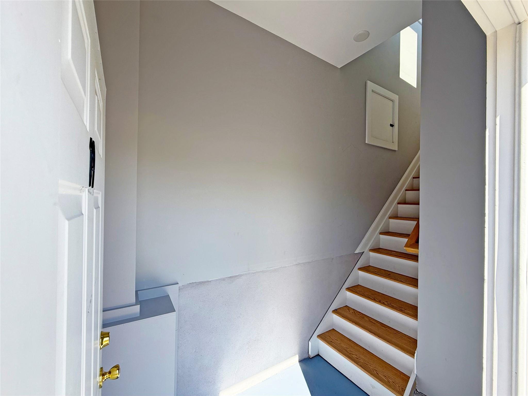 #4 photo, Undisclosed Avenue, サフォーク郡 Riverhead , NY 11901