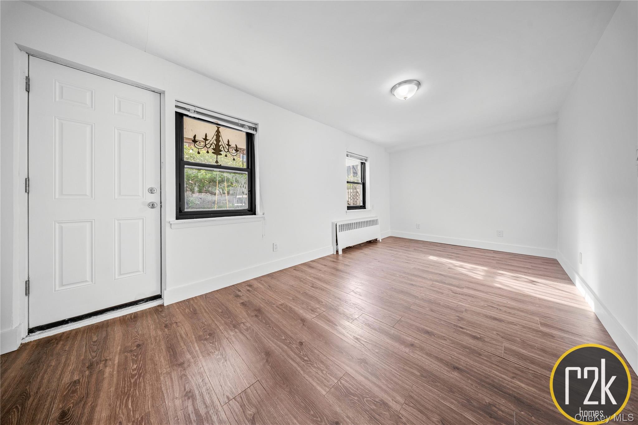 #13 photo, 32-24 75 Street, Jackson Heights , NY 11370