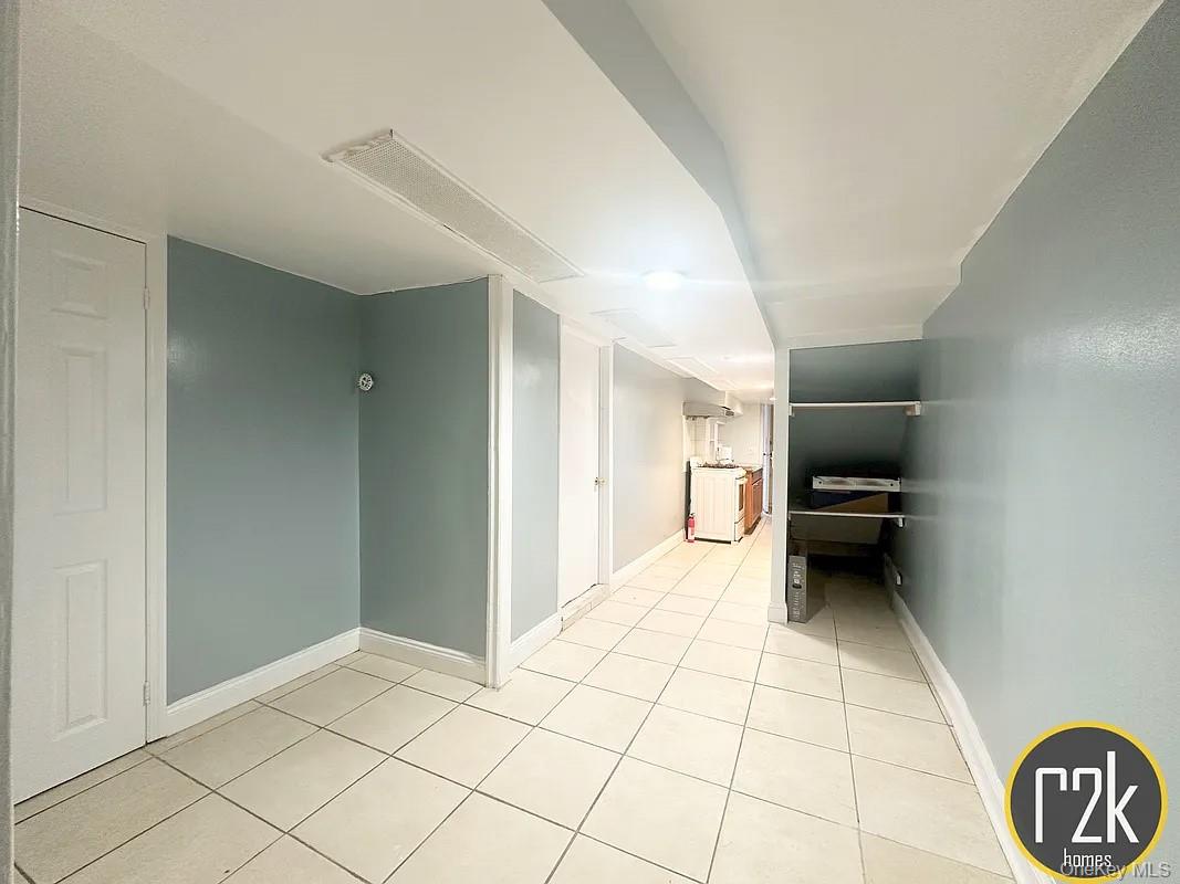 #19 photo, 32-24 75 Street, Jackson Heights , NY 11370