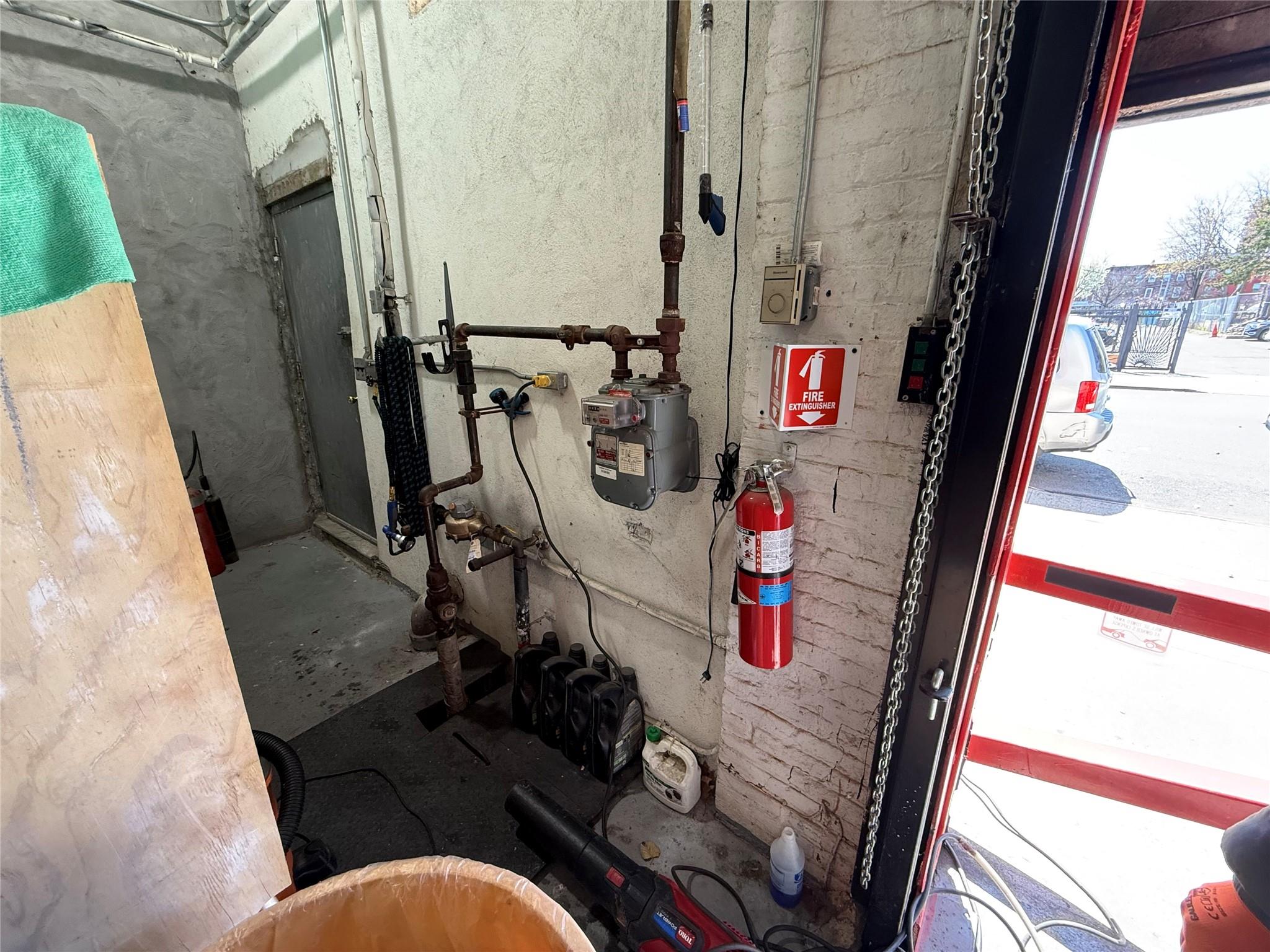 #7 photo, 149 Hull Street, ブルックリン区 Brooklyn , NY 11233