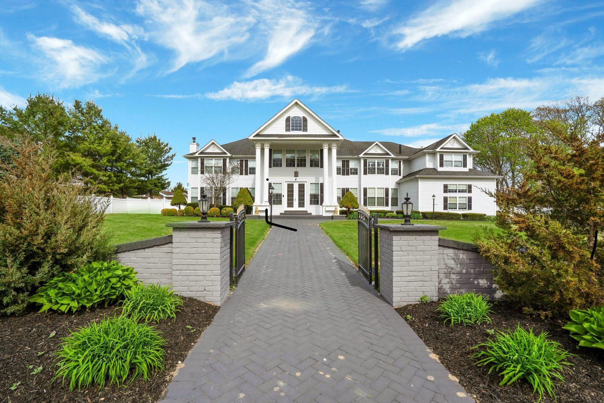 #2 photo, 91 Fairmont Avenue, サフォーク郡 Medford , NY 11763