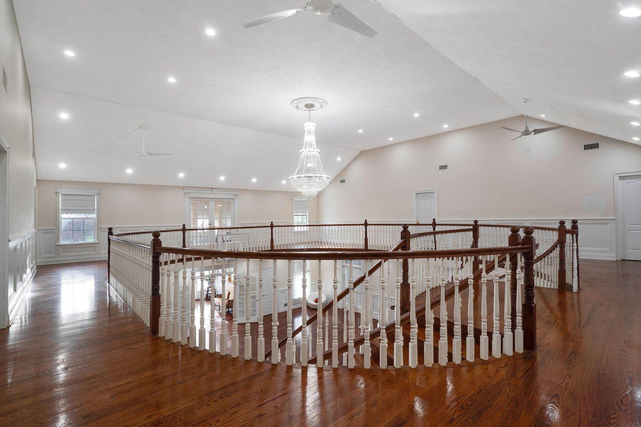 #20 photo, 91 Fairmont Avenue, サフォーク郡 Medford , NY 11763