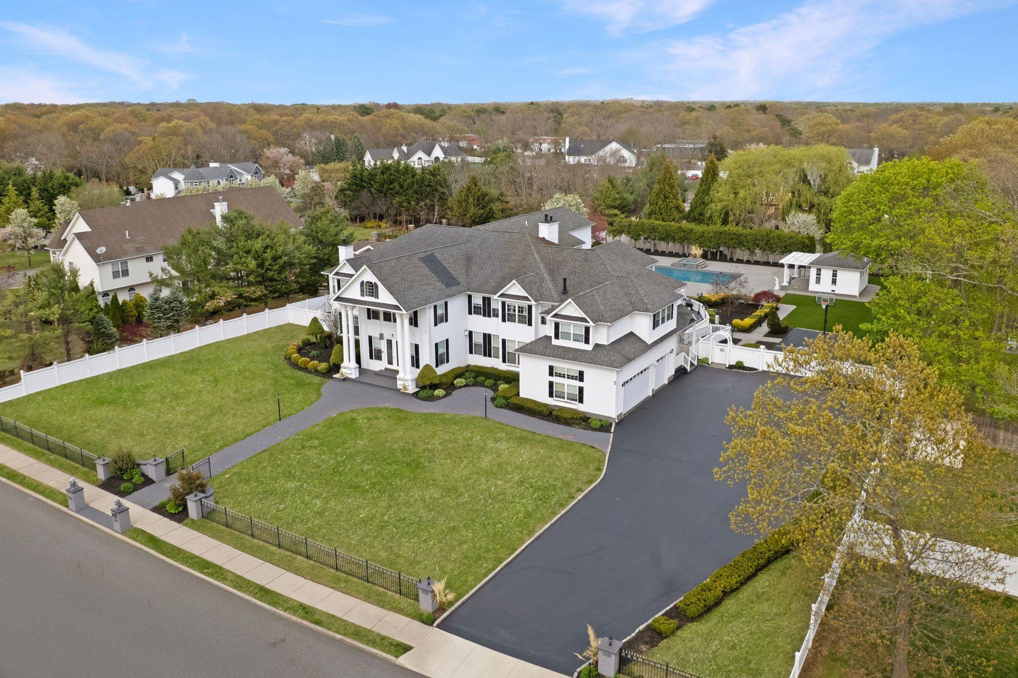 #3 photo, 91 Fairmont Avenue, サフォーク郡 Medford , NY 11763