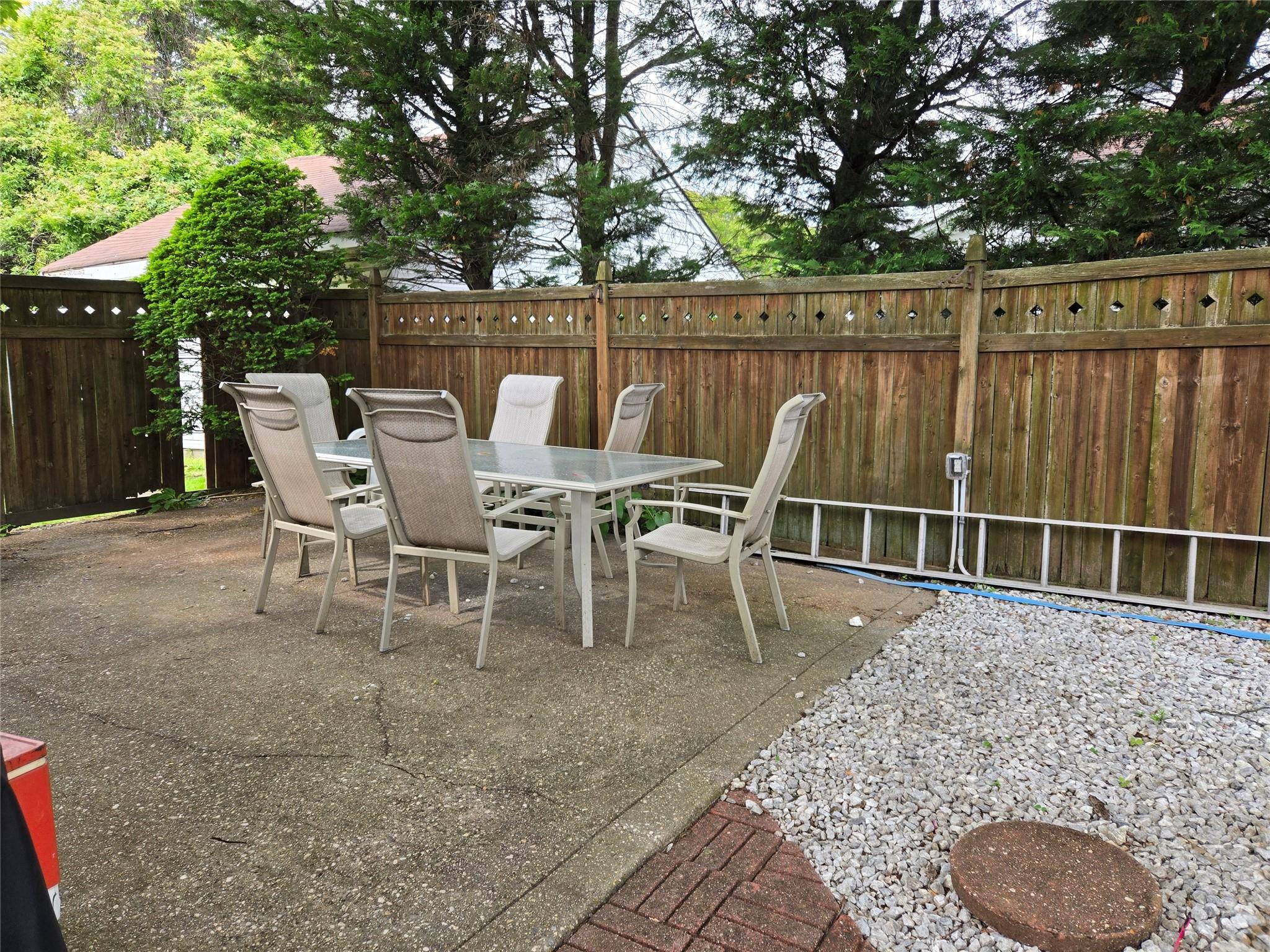 #16 photo, 12 Bay Front Drive, নাসাউ কাউন্টি Baldwin , NY 11510