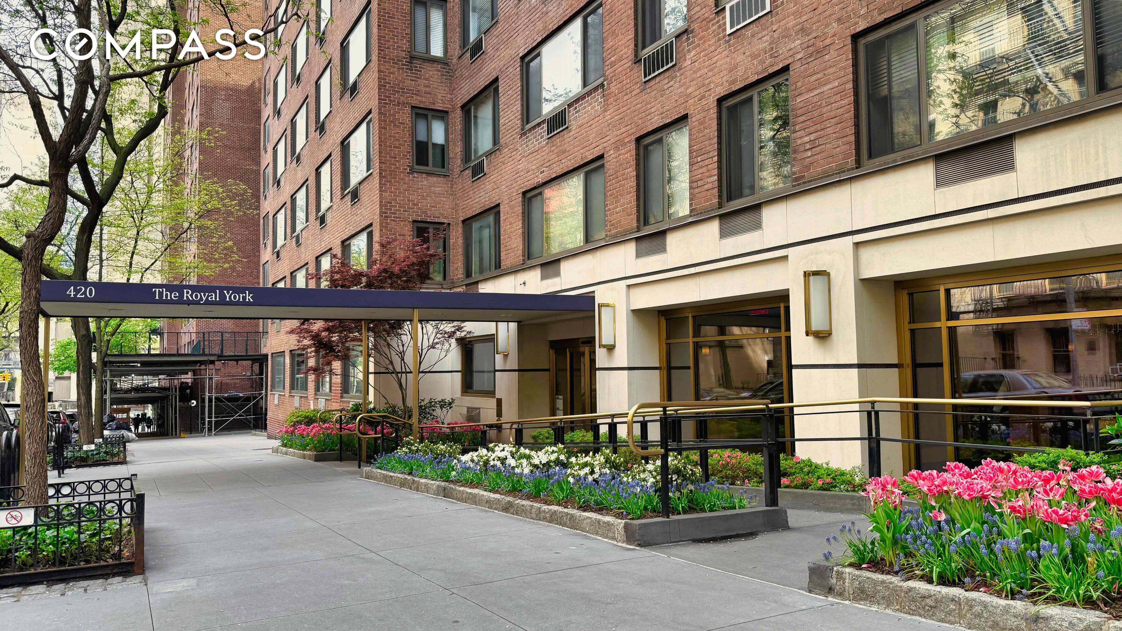 #17 photo, 420 E 64th Street, マンハッタン Lenox Hill , NY 10065