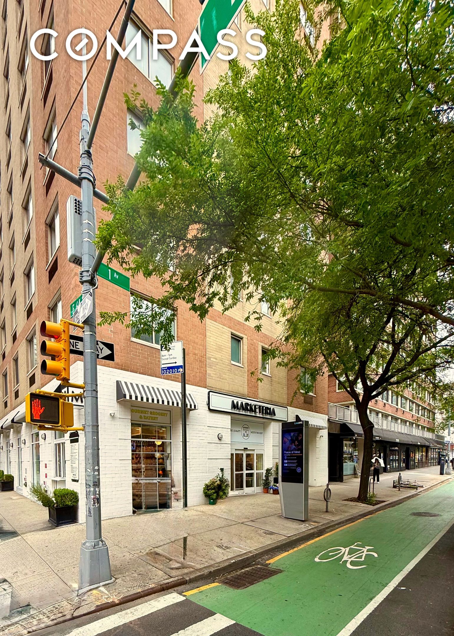 #19 photo, 420 E 64th Street, マンハッタン Lenox Hill , NY 10065