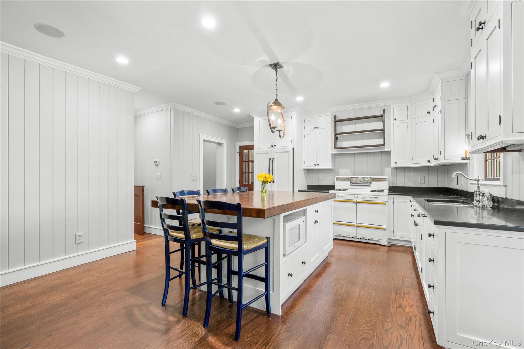 #13 photo, 6 Summit Avenue, Larchmont , NY 10538