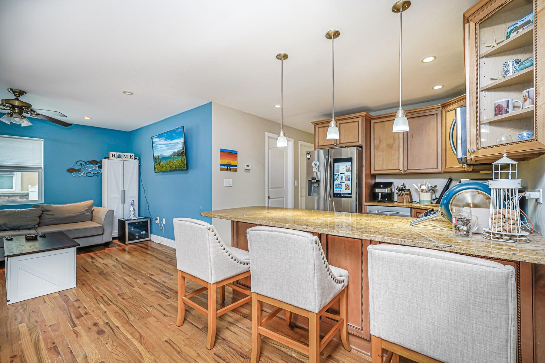 #8 photo, 175 Beach 100th Street, クイーンズ区 Rockaway Beach , NY 11694