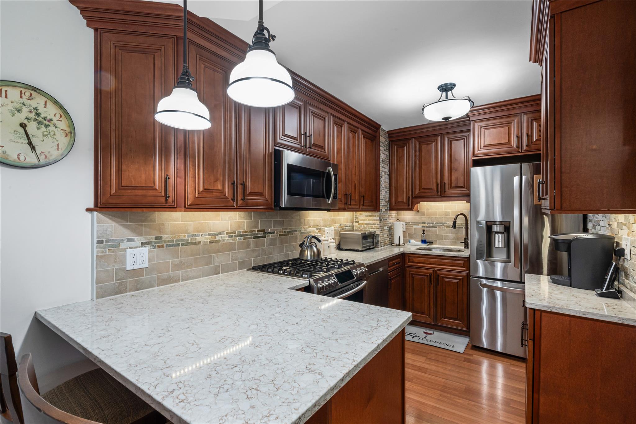 #3 photo, 17-85 215th Street, クイーンズ区 Bayside , NY 11360