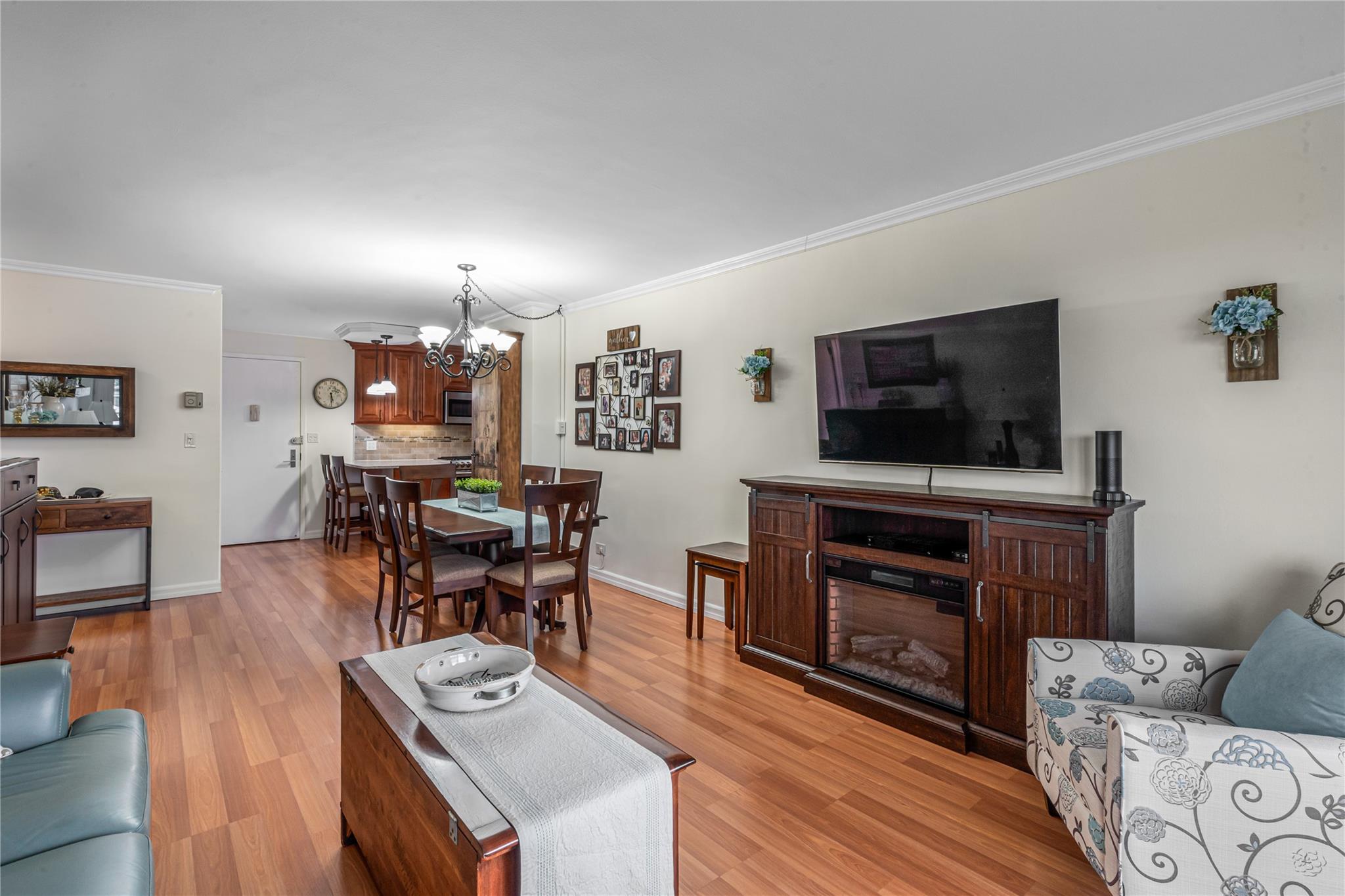 #8 photo, 17-85 215th Street, クイーンズ区 Bayside , NY 11360