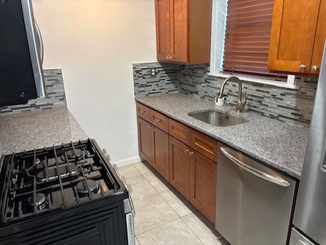 #8 photo, 67-63 136 Street, Flushing , NY 11367