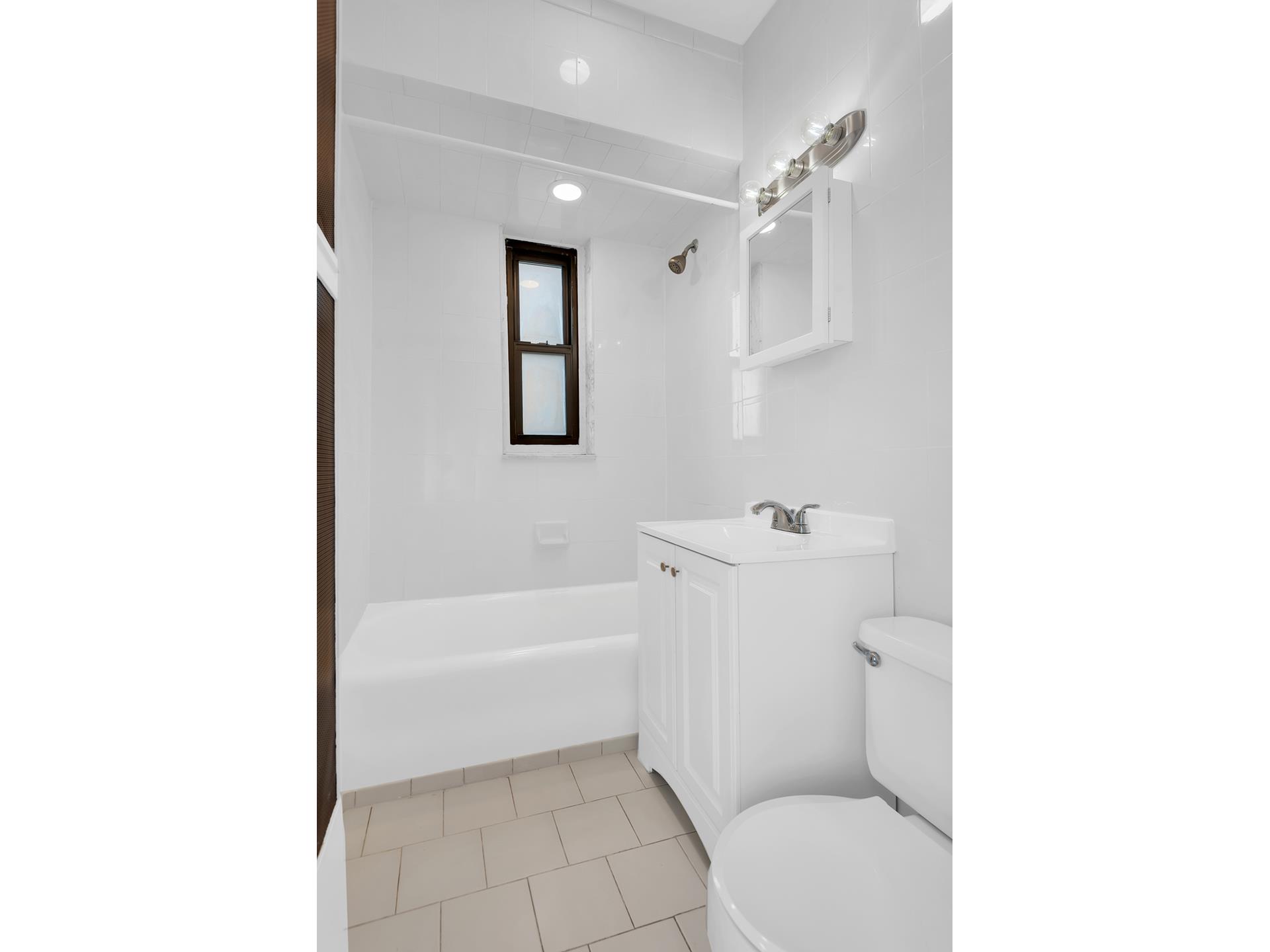 #8 photo, 130 BAY RIDGE Parkway, ブルックリン区 Bay Ridge , NY 11209