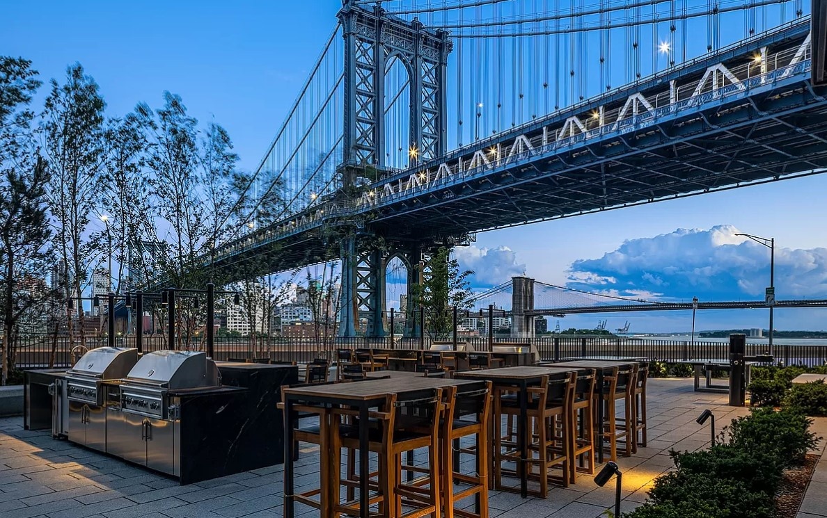 #18 photo, 252 South Street, マンハッタン Lower East Side , NY 10002