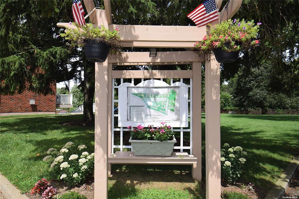 #16 photo, 210 Farber Drive, West Babylon , NY 11704