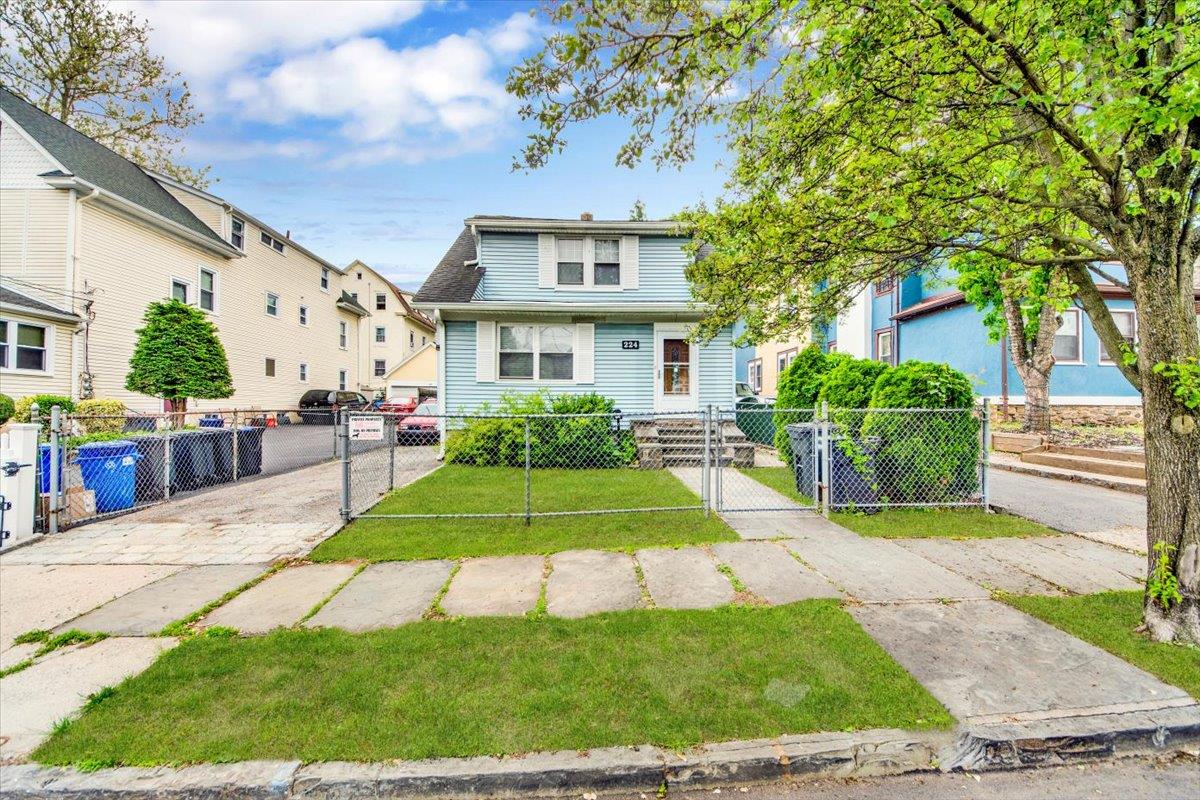 #1 photo, 224 Hillside Avenue, Mount Vernon , NY 10553