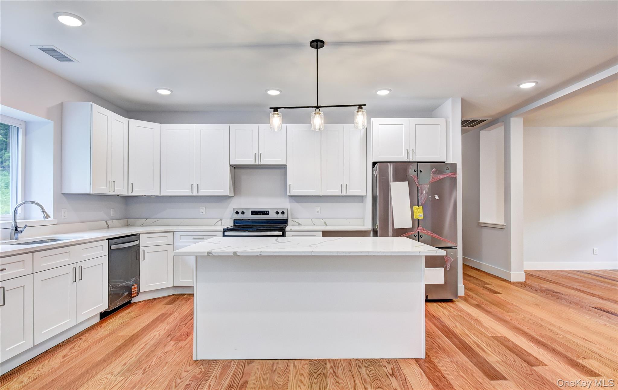 #15 photo, 5 Black Gum Court, Newburgh , NY 12550