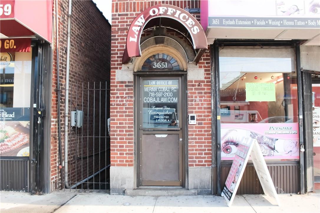 #1 photo, 3651 E Tremont Avenue, Bronx , NY 10465