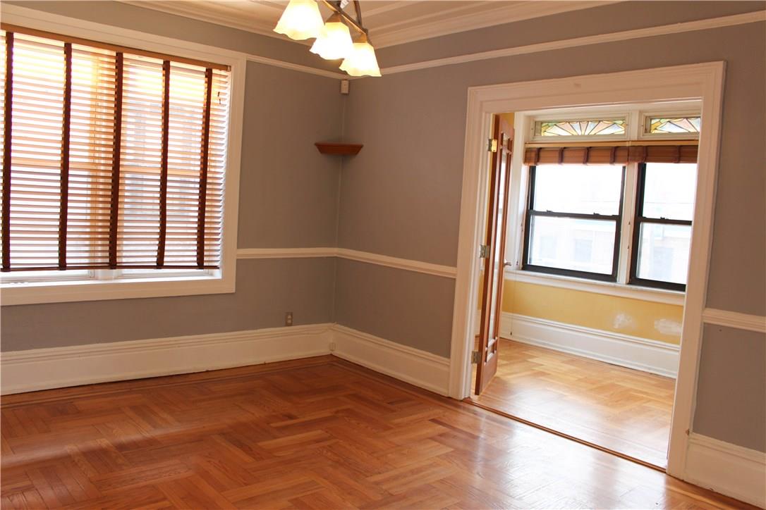 #6 photo, 3651 E Tremont Avenue, ブロンクス区 Bronx , NY 10465