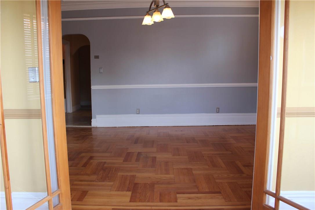 #7 photo, 3651 E Tremont Avenue, ブロンクス区 Bronx , NY 10465