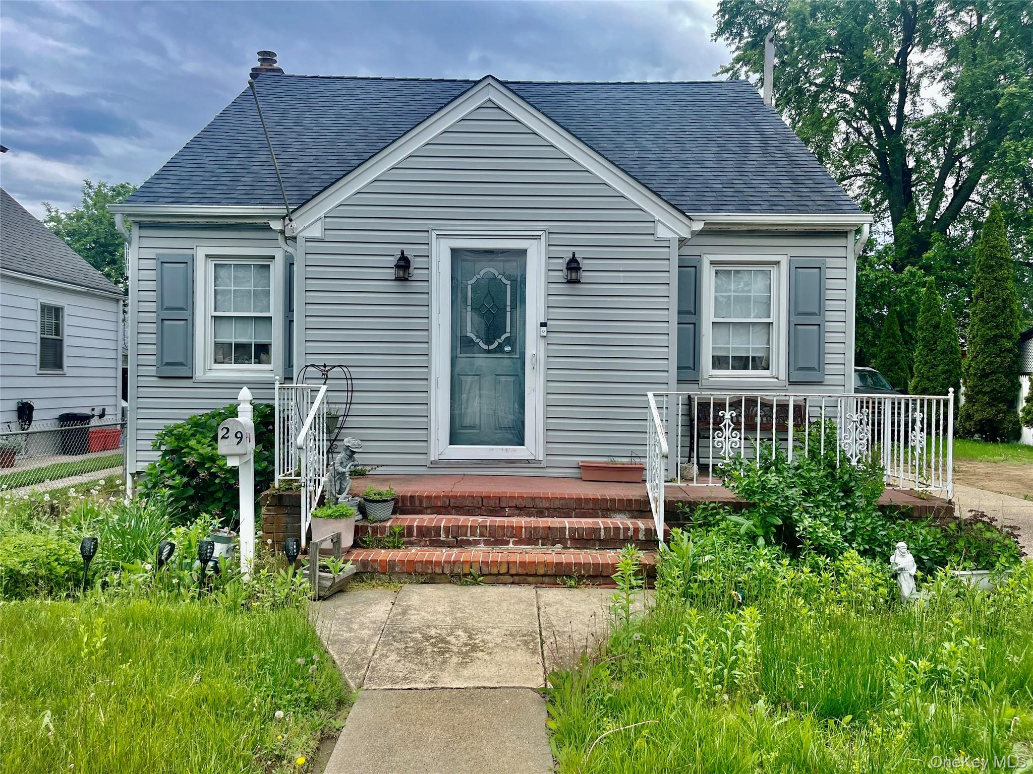 #1 photo, 29 Belmont Boulevard, Elmont , NY 11003