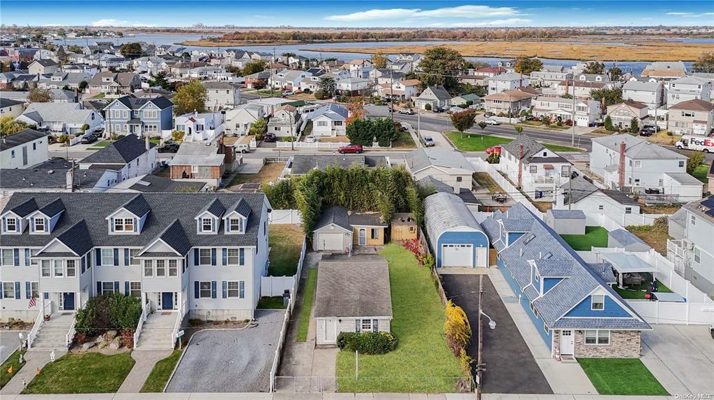 #1 photo, 36 Kildare Road, ناسو Island Park , NY 11558