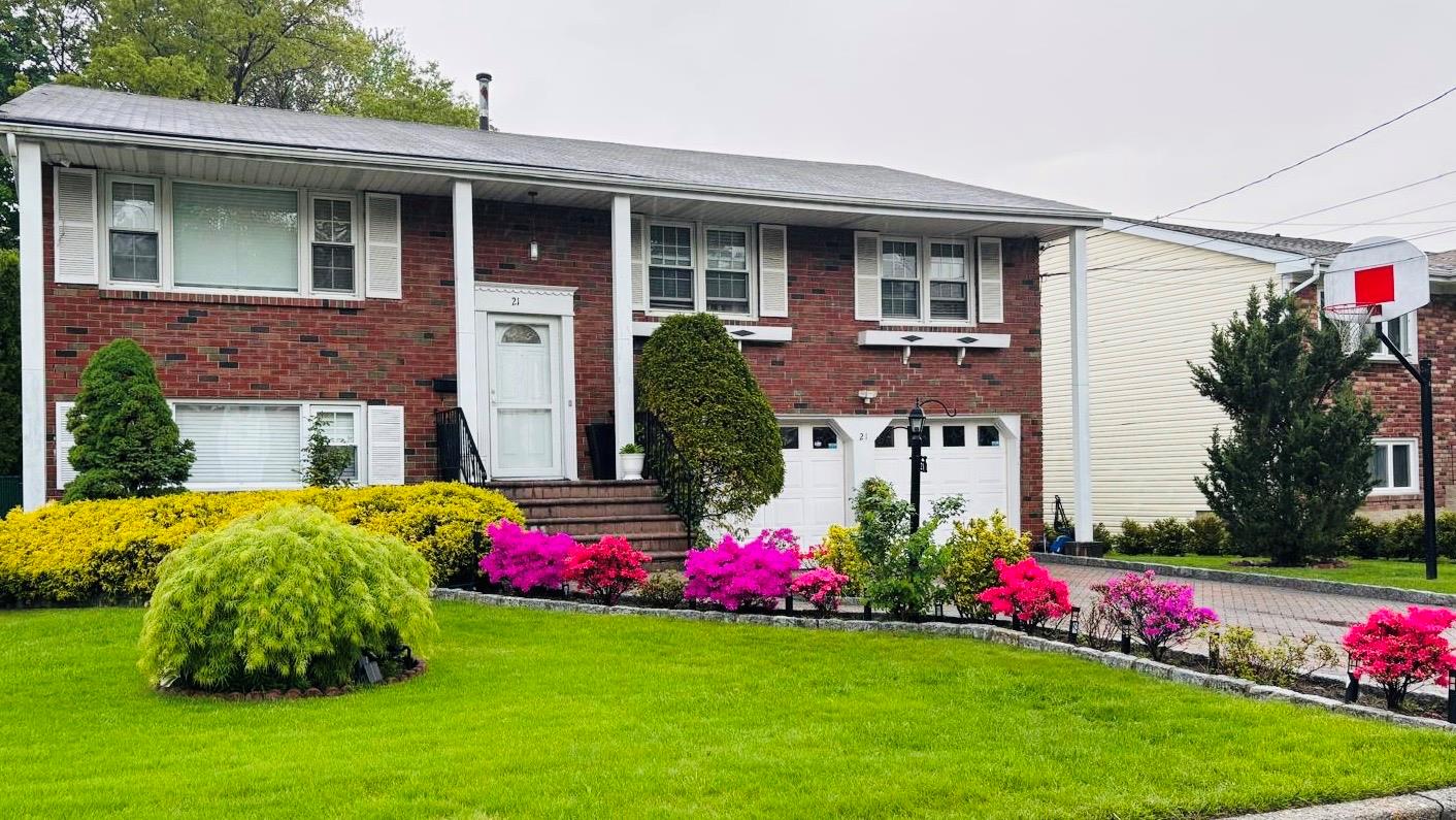 #1 photo, 21 Eastwind Road, Yonkers , NY 10710