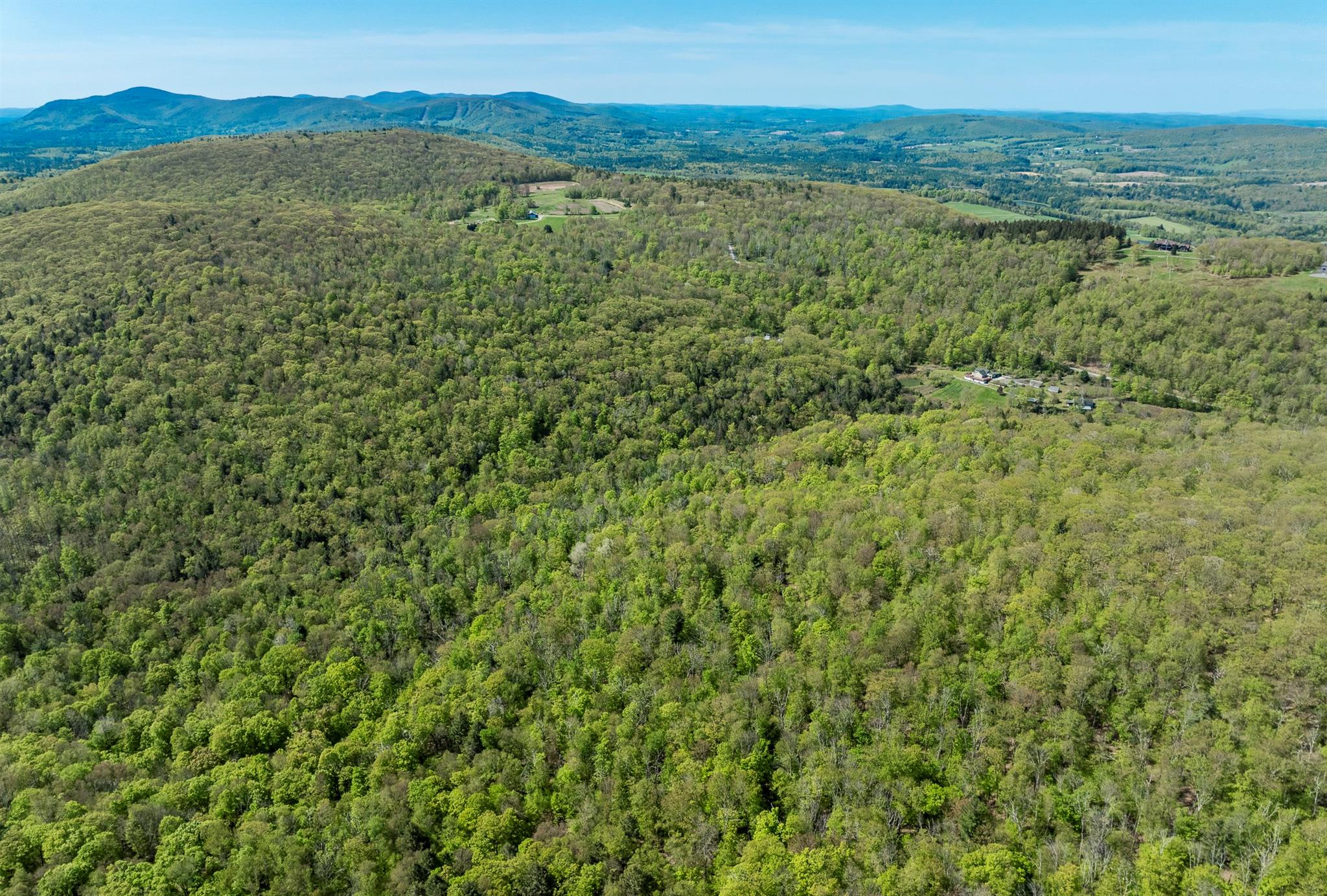#17 photo, Overlook Drive, Hillsdale , NY 