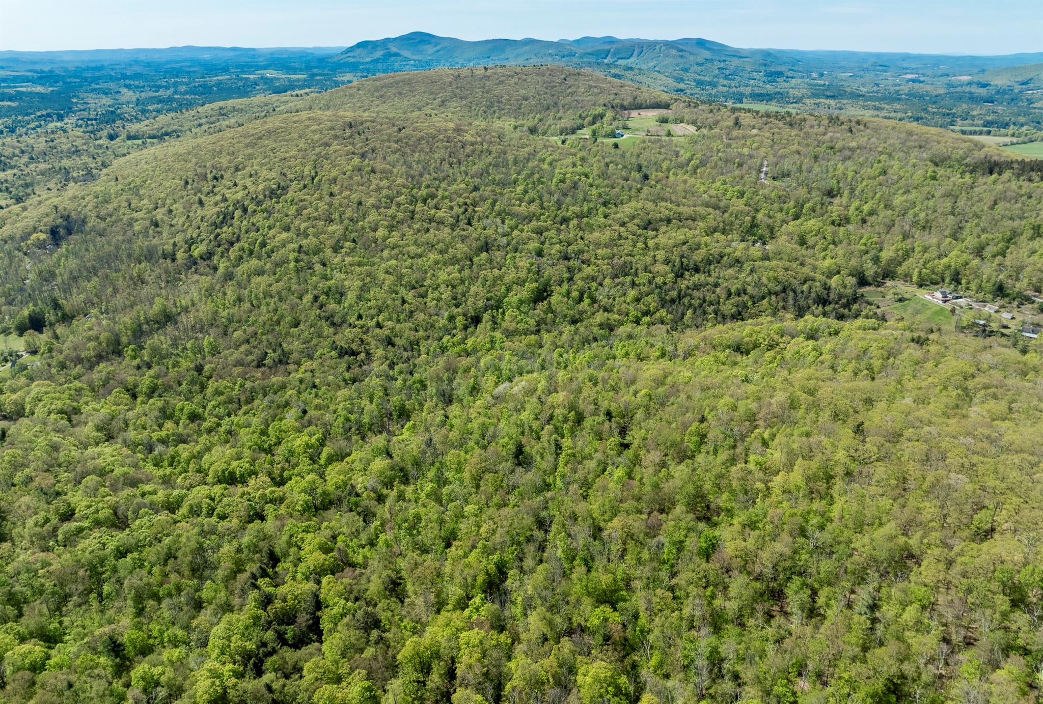 #19 photo, Overlook Drive, Hillsdale , NY 