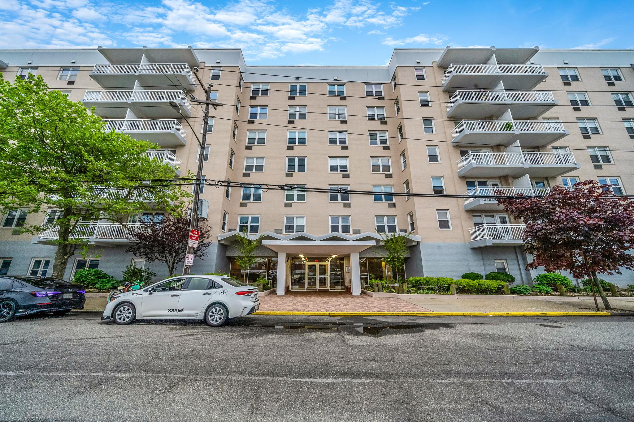 #3 photo, 522 Shore Road, Long Beach , NY 11561