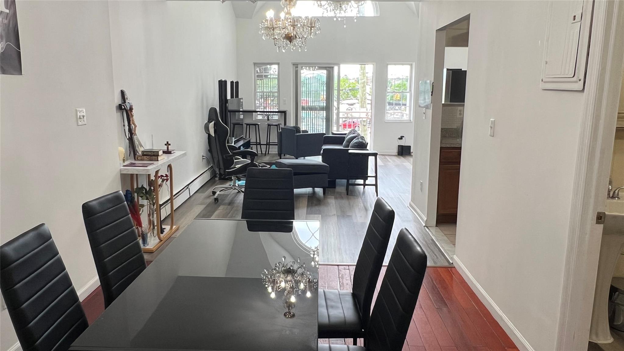 #8 photo, 70-17 45 Avenue, クイーンズ区 Woodside , NY 11377