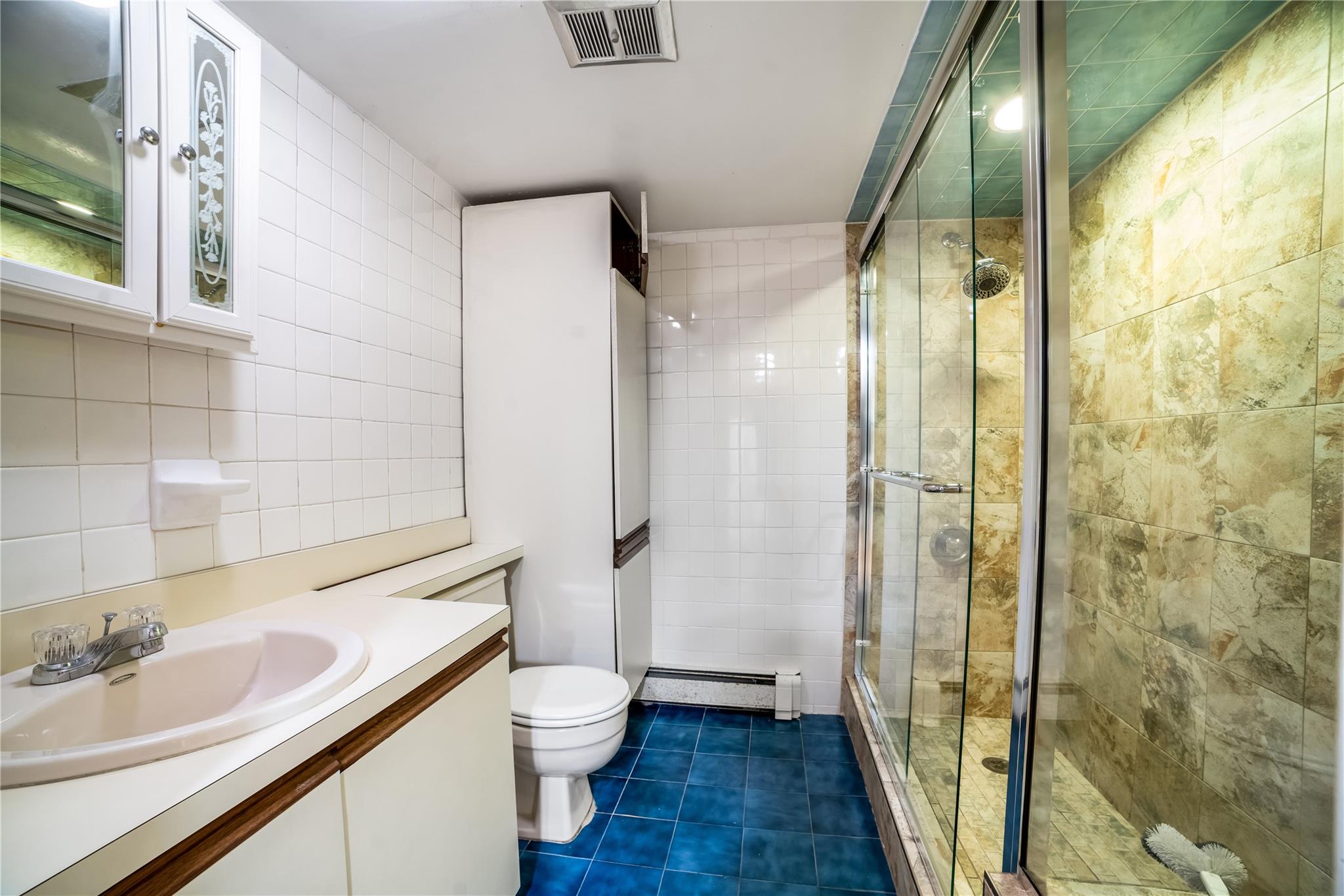 #15 photo, 24903 Rushmore Terrace, クイーンズ区 Little Neck , NY 11362