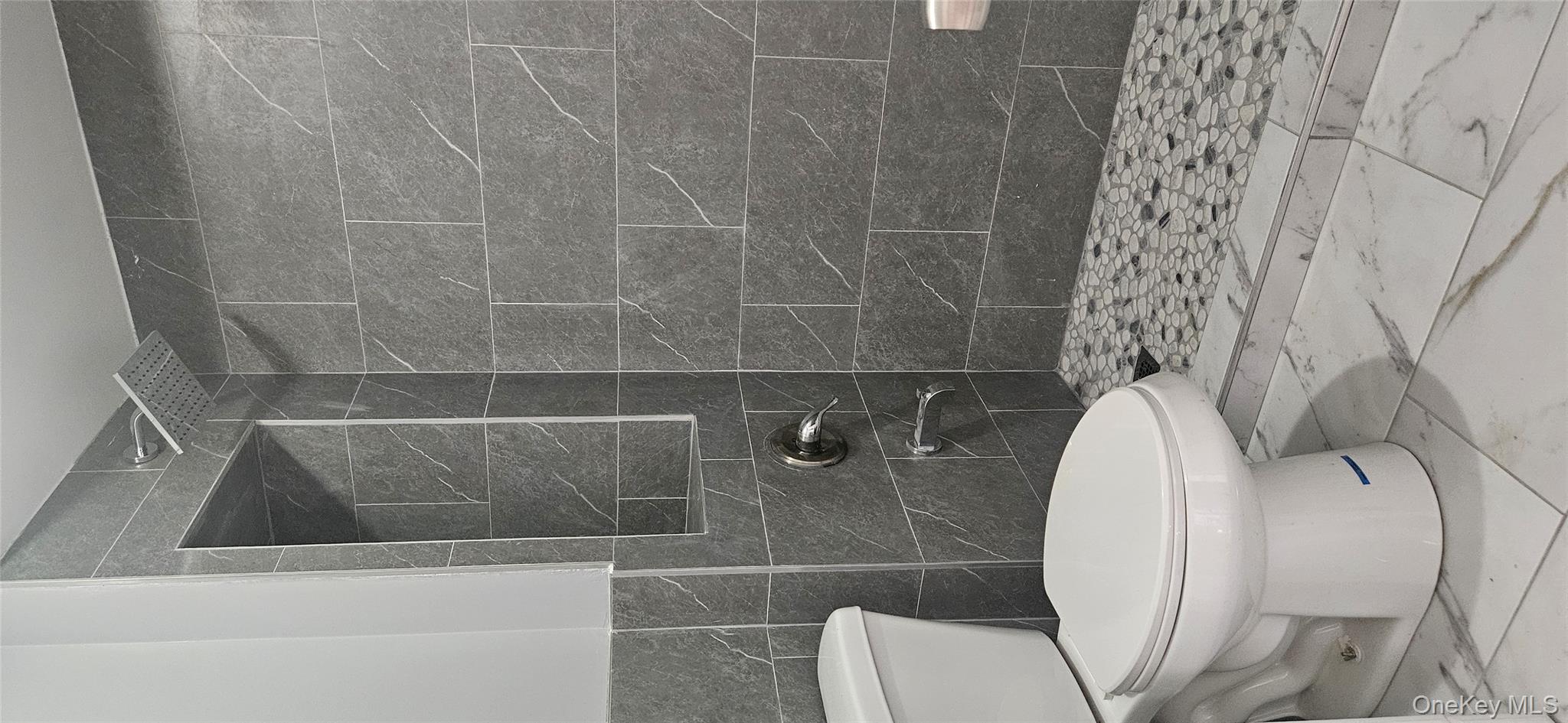 #5 photo, 59-44 159 Street, Fresh Meadows , NY 11365