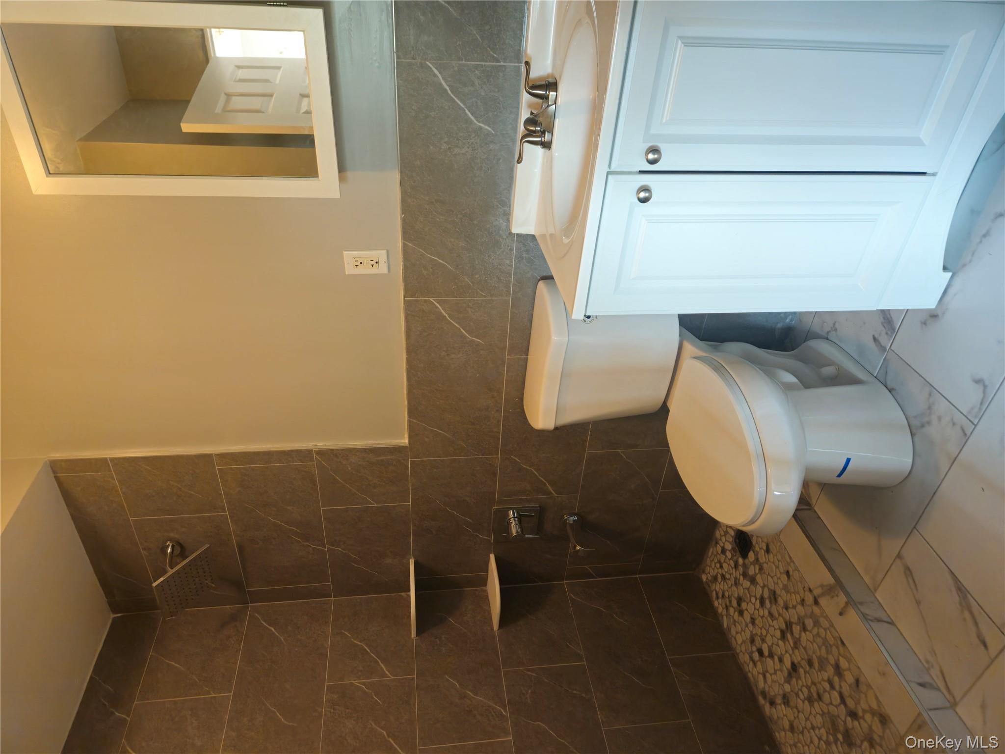 #7 photo, 59-44 159 Street, Fresh Meadows , NY 11365