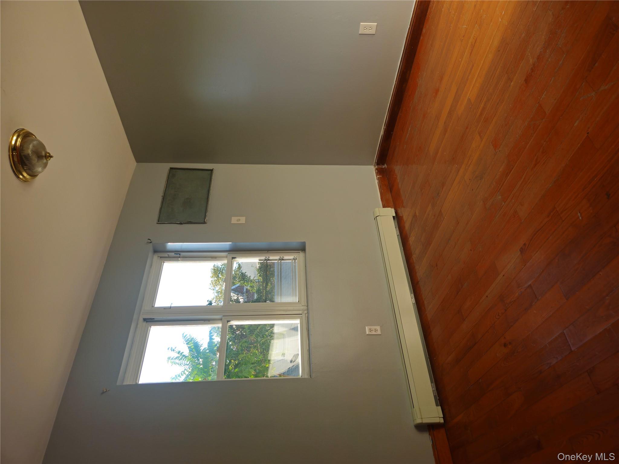 #8 photo, 59-44 159 Street, Fresh Meadows , NY 11365