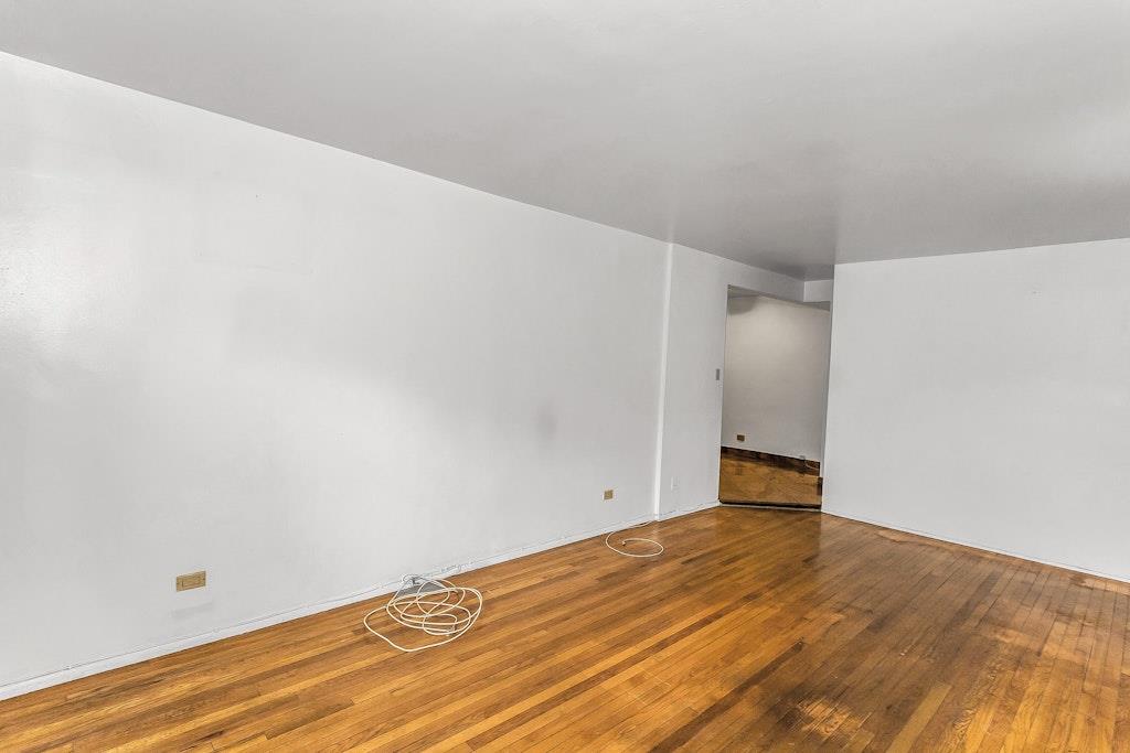 #10 photo, 87-40 Francis Lewis Boulevard, Queens Village , NY 11427