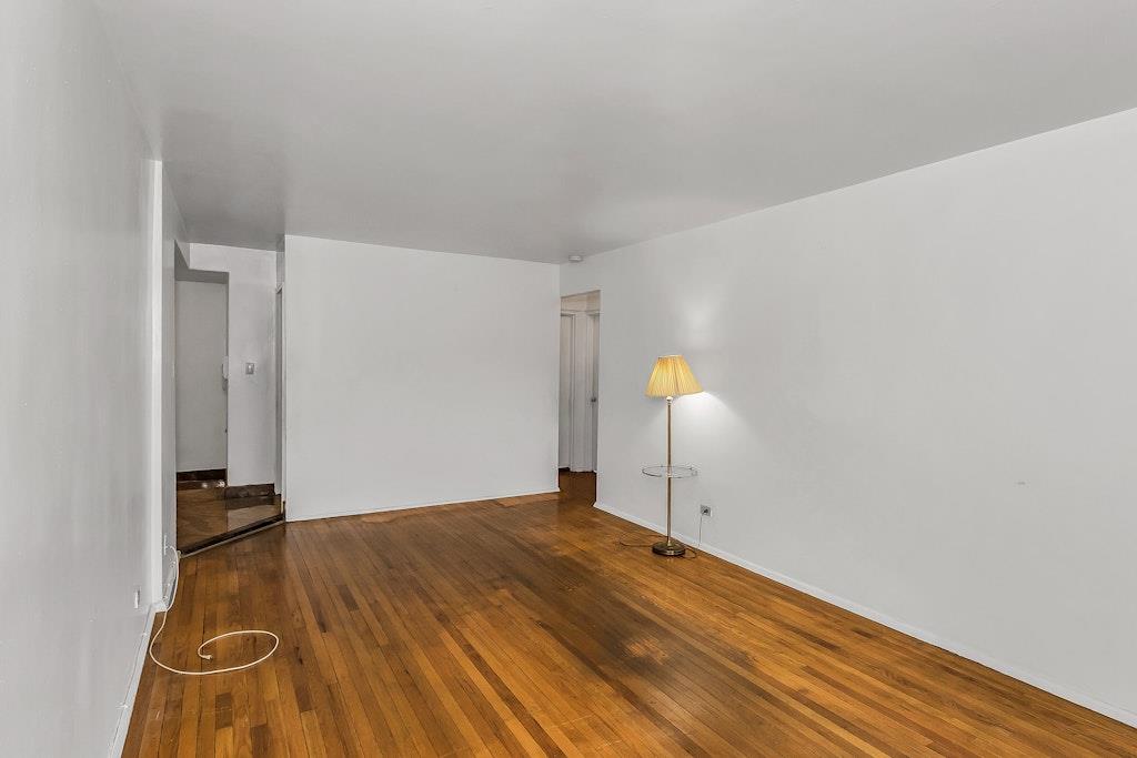 #11 photo, 87-40 Francis Lewis Boulevard, Queens Village , NY 11427